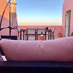 Lovelystay - Bela Vista 3bdr Duplex Penthouse With Pool 阿尔布费拉